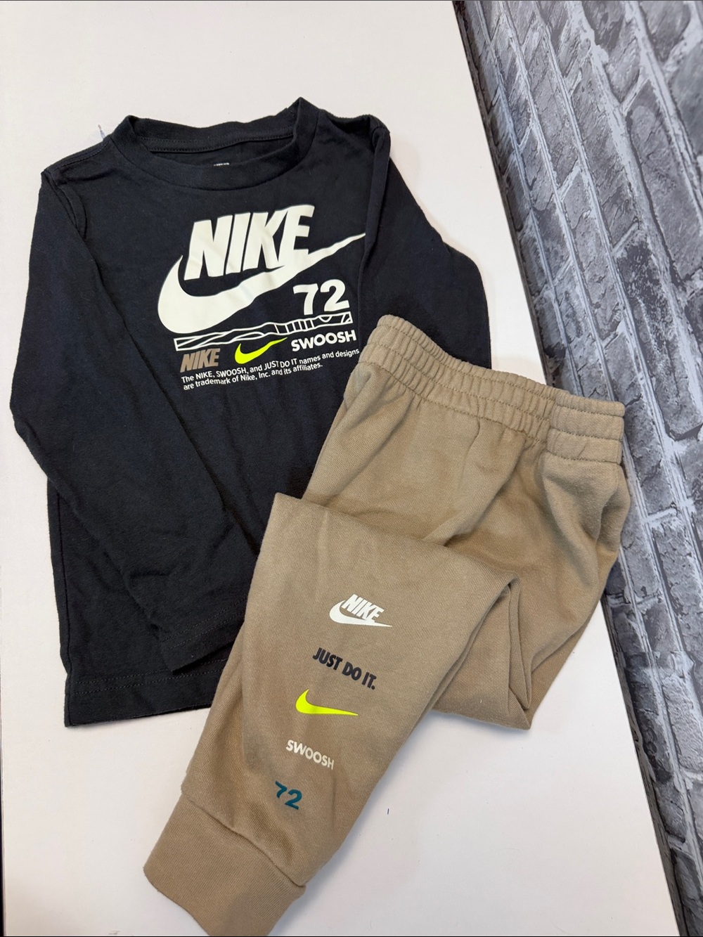 Boy's Nike Black Top with Brown Tan Joggers set.